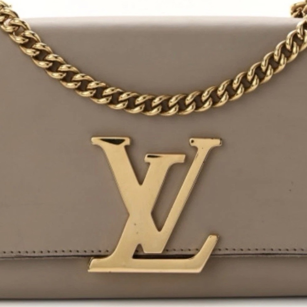 Louis Vuitton Calfskin Chain Louise MM Gris